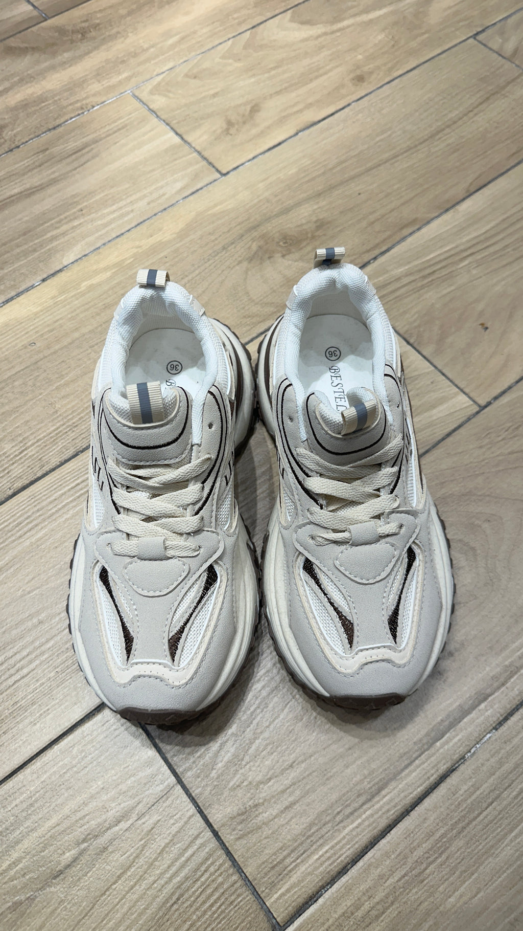 LEVH - Sneakers Beste - BEIGE