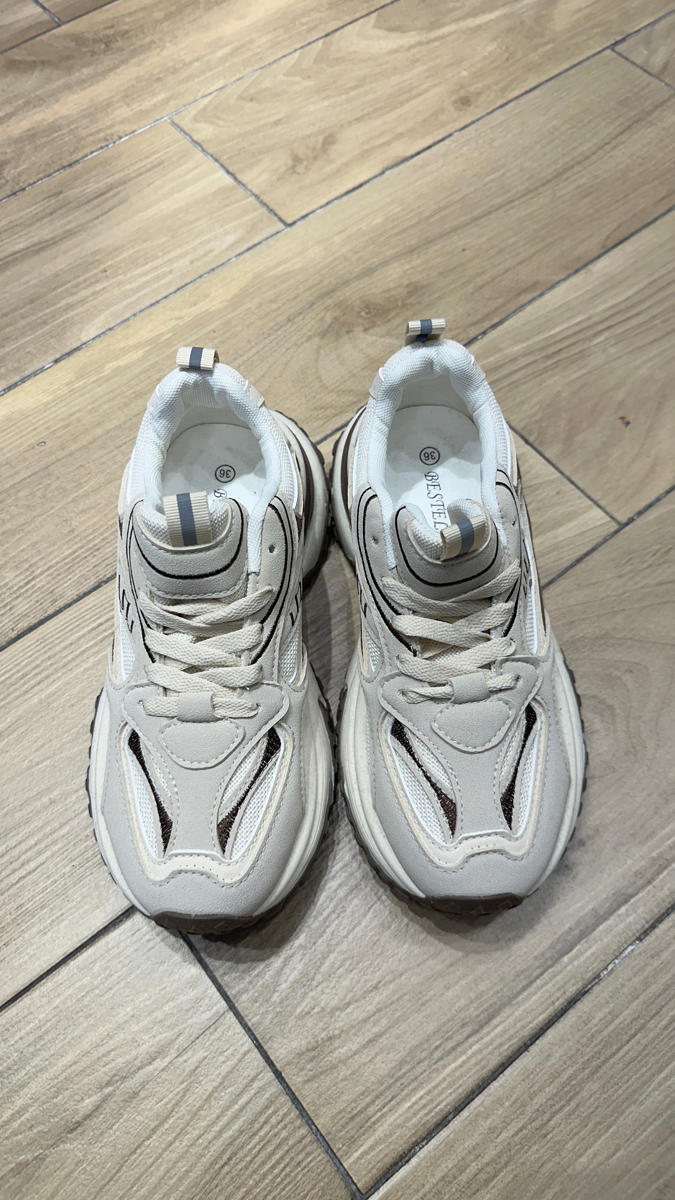LEVH - Sneakers Beste - BEIGE