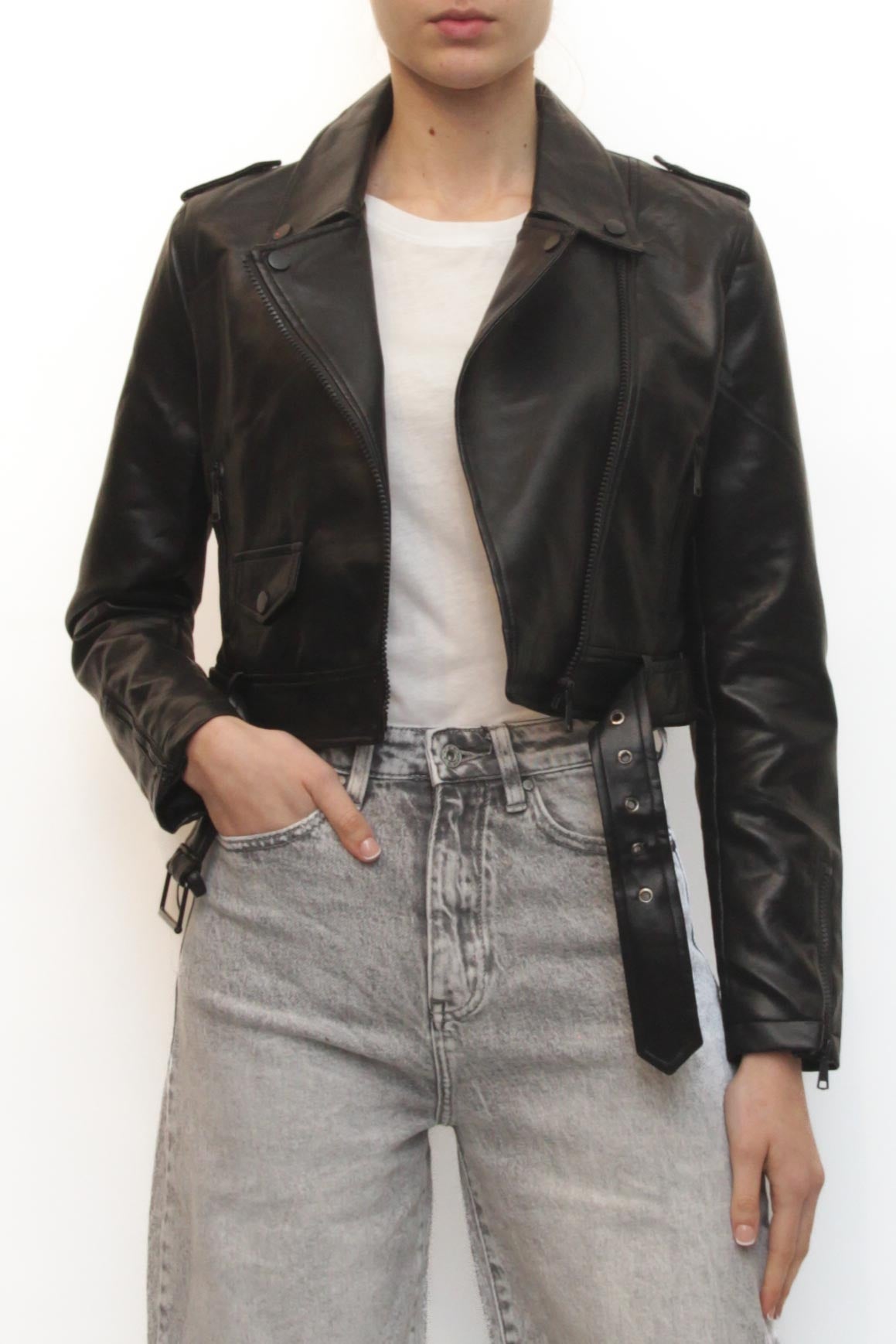 LEVH - Chiodo Gaia - NERO