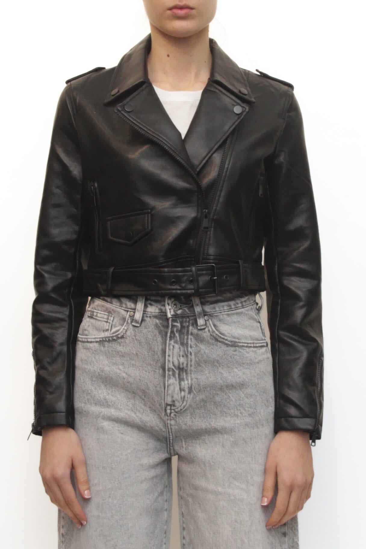 LEVH - Chiodo Gaia - NERO